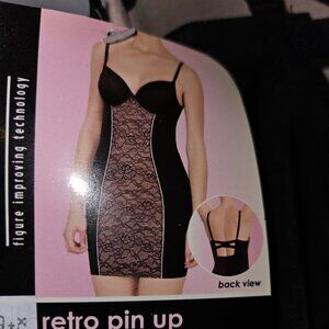 Retro Girdle Slip NWOT built in bra Smoother SMALL